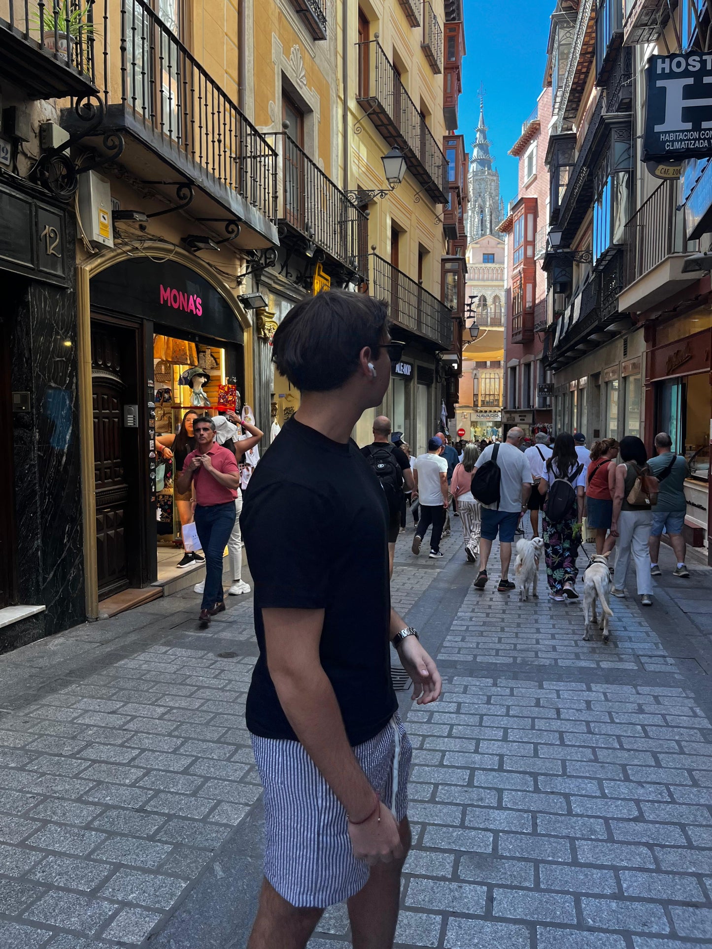 Black Pegasus Essential T-SHIRT